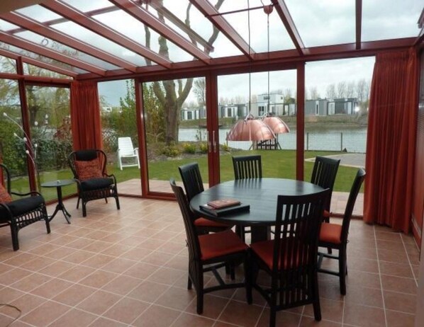 House | Dining - Bungalow in Breskens With Waterfront Jetty (Breskens)