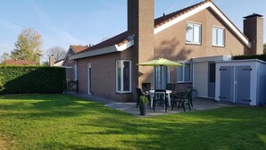 House | Exterior - House in Breskens Near Beach and Lighthouse (Breskens)