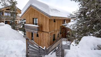 Chalet | Exterior