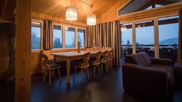 Chalet | Living room