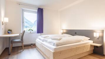 3 chambres, ameublement personnalisé, draps fournis