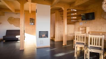 Chalet | Dining
