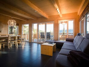 Chalet | Living room