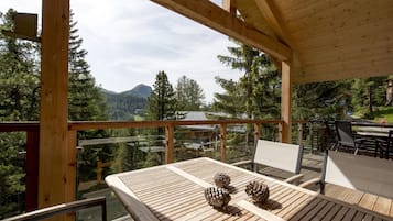 Chalet | Parveke