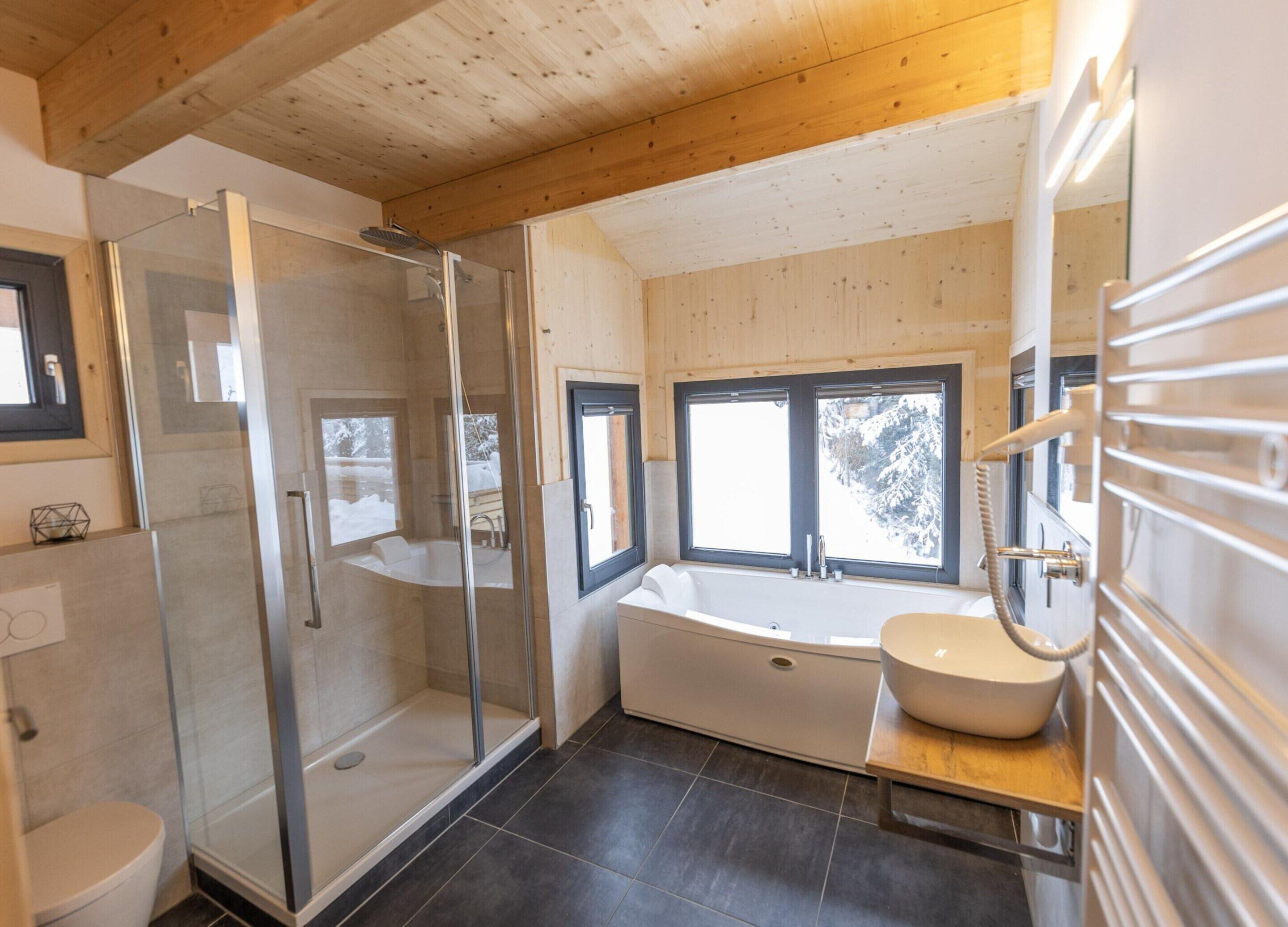 Chalet | Bathroom | Hair dryer
