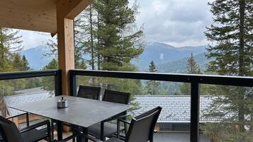 Chalet | Balcony