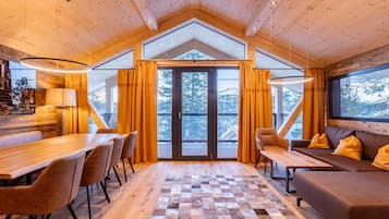 Chalet | Living area