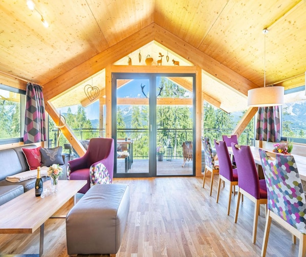 Chalet | Living room