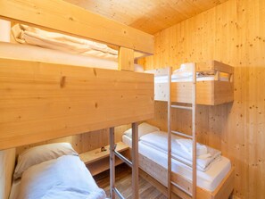 Chalé | 4 quartos, individualmente mobiliados