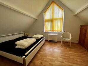 Casa | 3 quartos, individualmente mobiliados