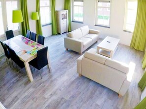 House | Living room