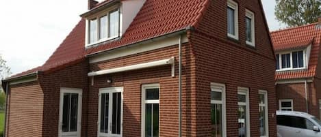 House | Exterior