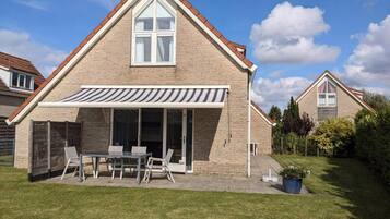 تفاصيل الفندق من الداخل