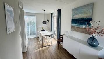 House | Dining