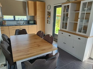 House | Dining - Zeeland Home With Fireplace (Breskens)