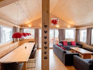 Living area - Amazing Chalet With Sauna (Stadl-Predlitz)