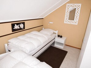 House | 3 bedrooms, individually furnished - Bungalow in Breskens Near the Beach (Breskens)