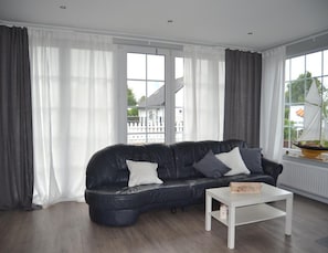 House | Living room