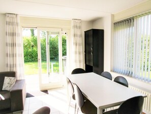 House | Dining