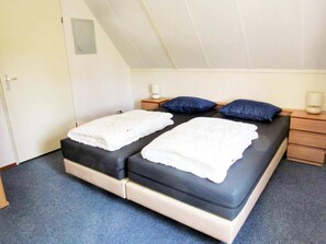 House | 3 bedrooms, individually furnished