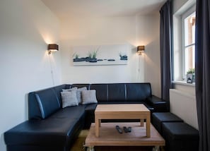 Apartment | Living room - Studio Apartment in Alps Near Ski Station (Stadl-Predlitz)