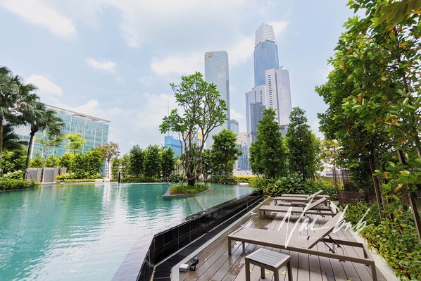 Outdoor pool - NaiBnB @ Agile Bukit Bintang (Kuala Lumpur)