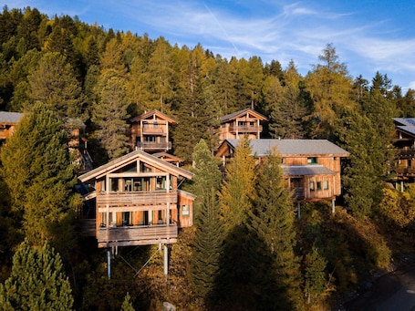 Exterior. Amazing Chalet With Infrared Sauna
