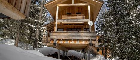 Chalet | Exterior