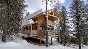 Chalet | Exterior
