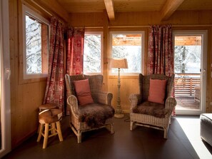 Living area - Chalet in Alps Near Ski Slopes and Sauna (Stadl-Predlitz)
