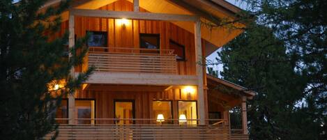 Chalet | Exterior