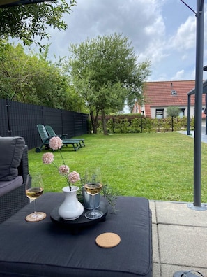 House | Dining - Holiday Home With Pet-friendly Garden (Breskens)