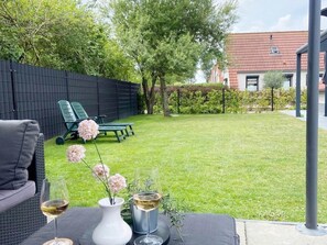 House | Garden - Holiday Home With Pet-friendly Garden (Breskens)