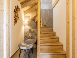 Chalet | Interior