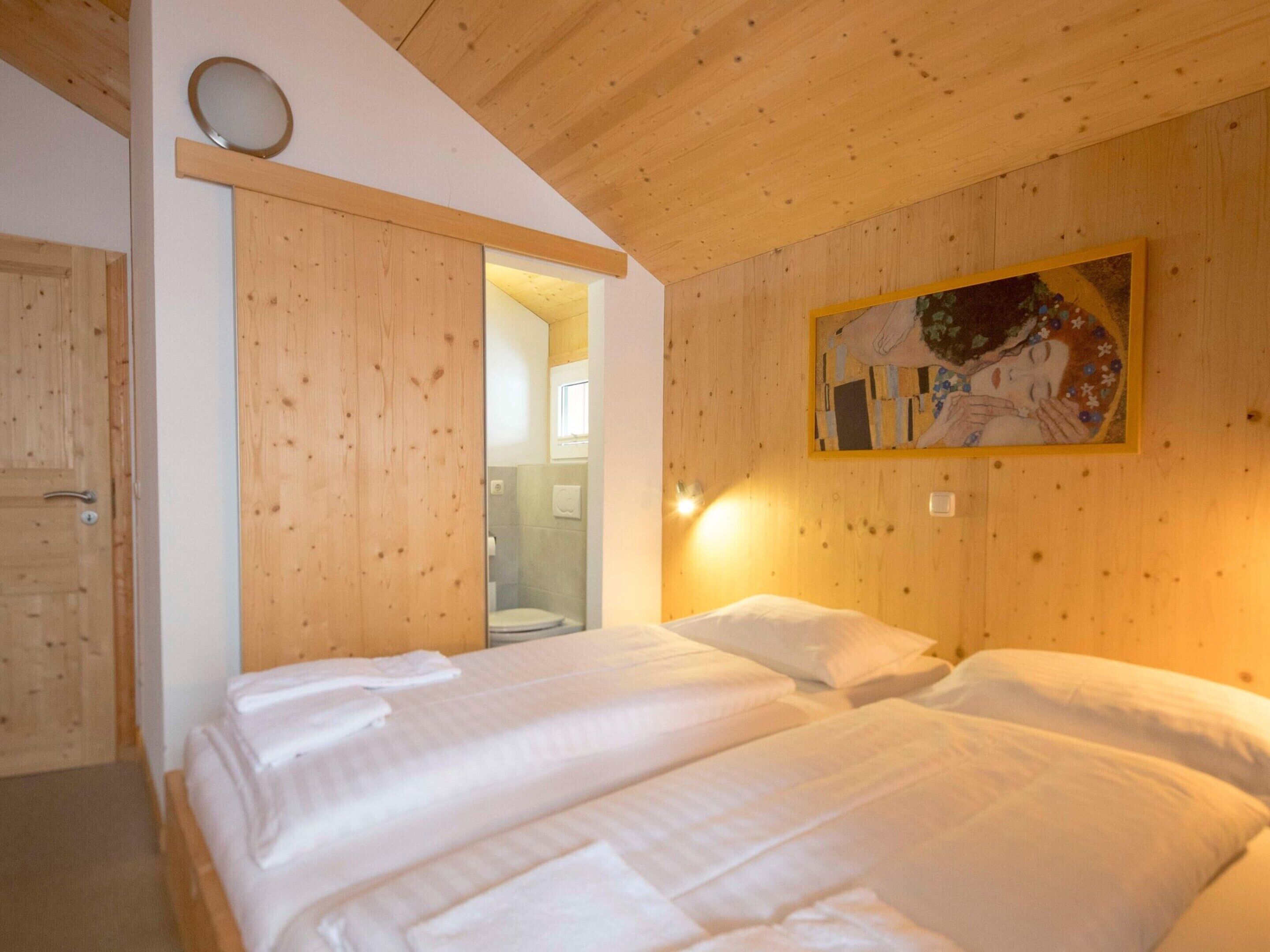 Chalet | 4 bedrooms, individually furnished