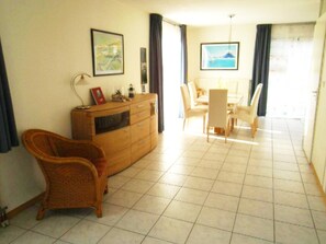House | Dining - Lovely Bungalow With Garden (Breskens)