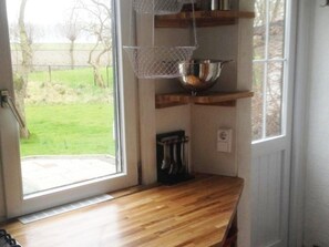 Casa | Cocina privada | Tetera eléctrica y tostadora 