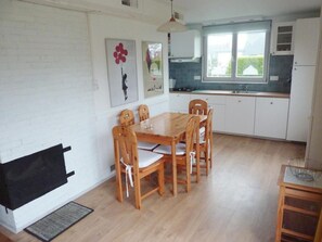 House | Dining - House in Breskens Near Scenic Beaches (Breskens)