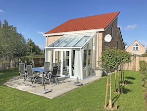 Exterior - Bungalow in Breskens With Private Jetty (Breskens)