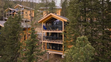 Chalet | Exterior
