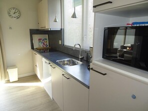 Private kitchen - Family Stay - Near Beach (Breskens)