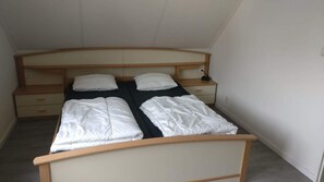 House - Bungalow in Breskens Near the Beach (Breskens)