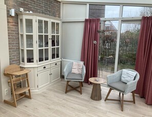 House | Balcony - Stylish Coastal Home w/ Jetty (Breskens)