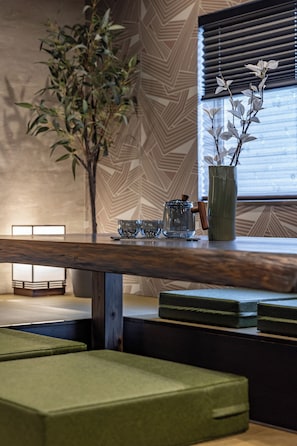 3 Schlafzimmer, Verdunkelungsvorhänge, Bügeleisen/Bügelbrett