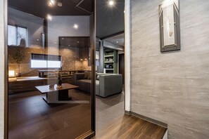3 Schlafzimmer, Verdunkelungsvorhänge, Bügeleisen/Bügelbrett