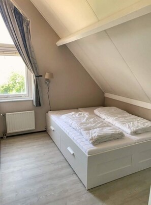 3 bedrooms, individually furnished
