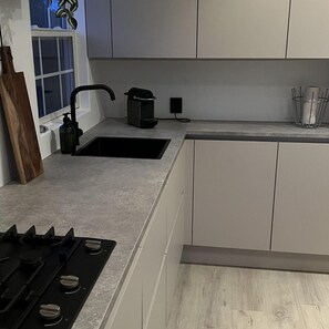 House | Private kitchen | Electric kettle, toaster - Holiday Home on Waterfront in Zeeland (Groede)