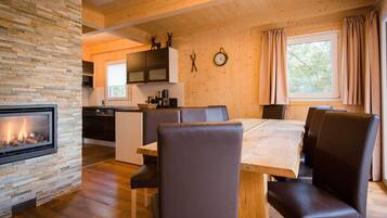 Chalet | Dining