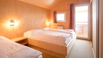 Chalet | 6 bedrooms, individually furnished