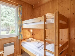 Căn hộ | 2 phòng ngủ, trang bị nội thất với thiết kế riêng biệt